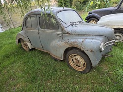  <a style='color: #fff;' href='/uploaded/photo/4cv-1954-a-vendre-6916f45f714db.jpg'>(Télécharger)</a>