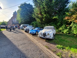  <a style='color: #fff;' href='/uploaded/photo/balade-et-exposition-a-robecq-6343c41c2d85a.jpg'>(Télécharger)</a>