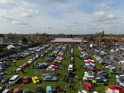  <a style='color: #fff;' href='/uploaded/photo/expo-bourse-2023-laventie-644ccaf4377bd.jpg'>(Télécharger)</a>