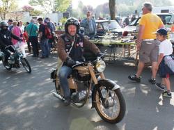  <a style='color: #fff;' href='/uploaded/photo/expo-bourse-du-22-avril-2018-photos-de-guy-pilarczyk-5b05d5e9eb74d.jpg'>(Télécharger)</a>