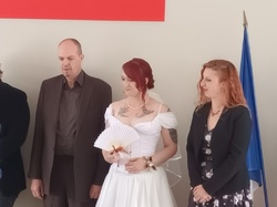  <a style='color: #fff;' href='/uploaded/photo/mariage-de-beatrice-et-dominique-63426d689ce82.jpg'>(Télécharger)</a>