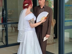  <a style='color: #fff;' href='/uploaded/photo/mariage-de-beatrice-et-dominique-63426d69553de.jpg'>(Télécharger)</a>