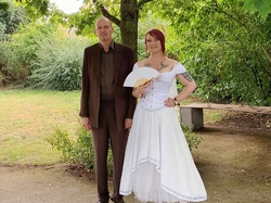  <a style='color: #fff;' href='/uploaded/photo/mariage-de-beatrice-et-dominique-63426d6a26ebc.jpg'>(Télécharger)</a>