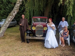  <a style='color: #fff;' href='/uploaded/photo/mariage-de-beatrice-et-dominique-63426e495a004.jpg'>(Télécharger)</a>