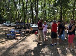  <a style='color: #fff;' href='/uploaded/photo/olivier-et-catherine-en-vacances-avec-leur-ford-goulot-de-dompierre-5d84d33e893b8.jpg'>(Télécharger)</a>